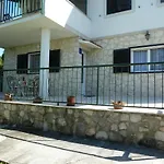דירה Vanda *